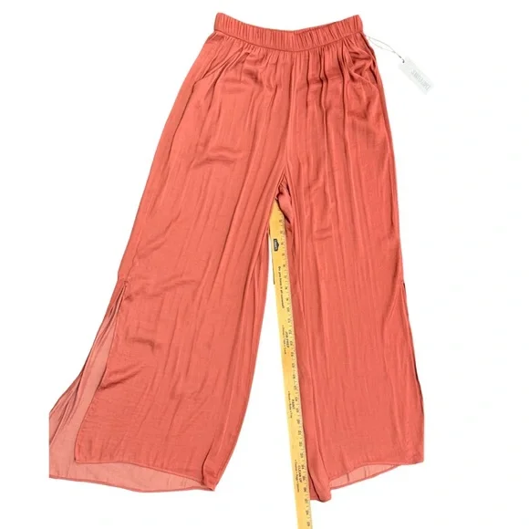 Jennifer Lopez Spring Romance Wide‑Leg Pants – Medium (NWT) - Picture 5 of 12